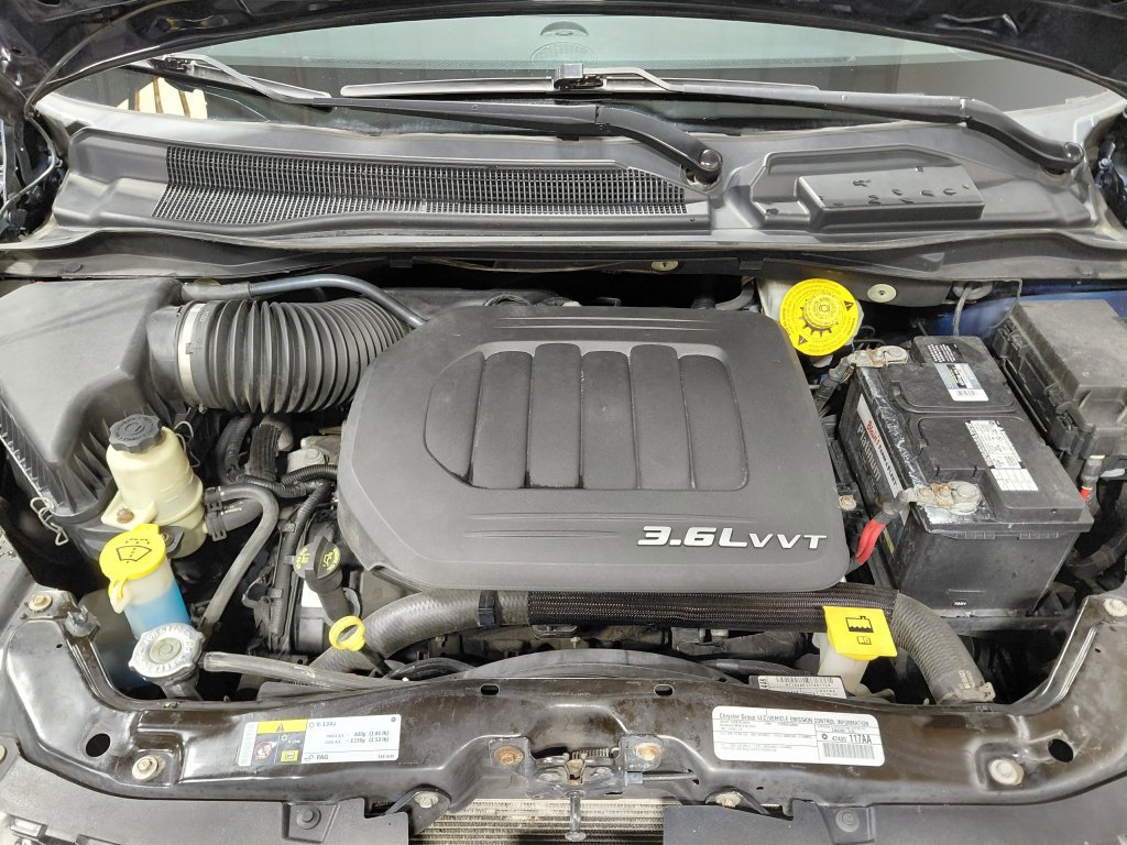 Used 2015 Dodge Grand Caravan SXT FWD image 13