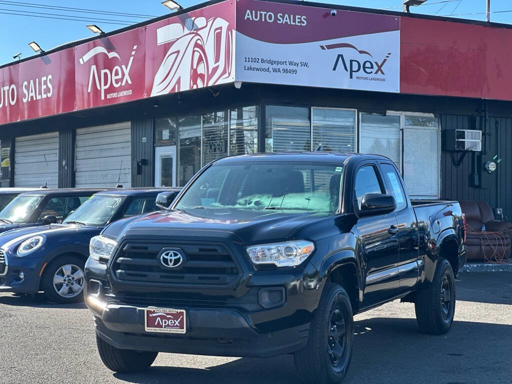 Used 2017 Toyota Tacoma 2WD Access Cab image 2