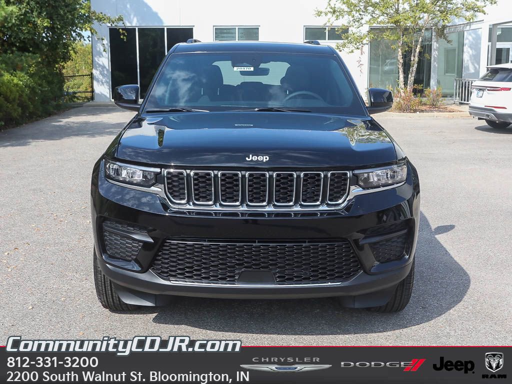 New 2025 Jeep Grand Cherokee Laredo X image 9