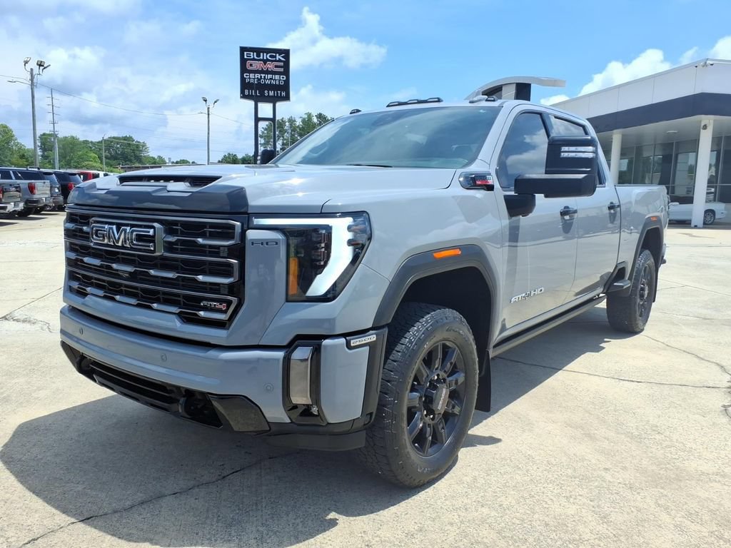 Used 2024 GMC Sierra 2500 AT4 w/ AT4 Premium Plus Package AWD/4WD image 3