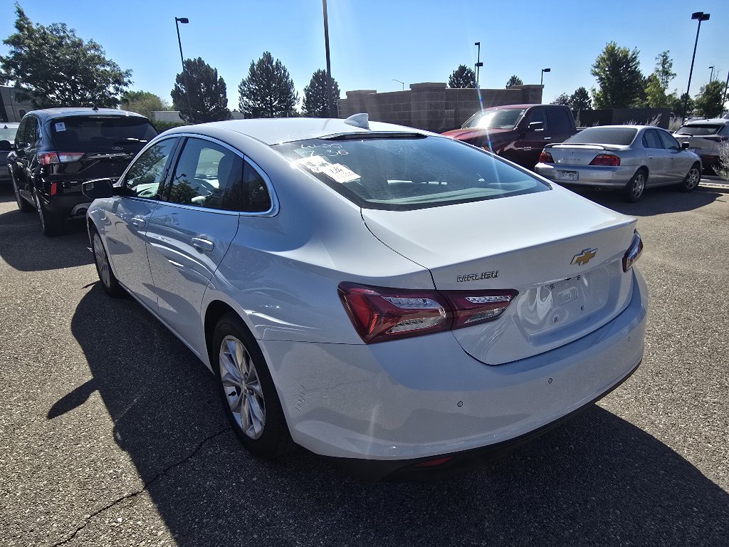Used 2022 Chevrolet Malibu LT FWD image 15