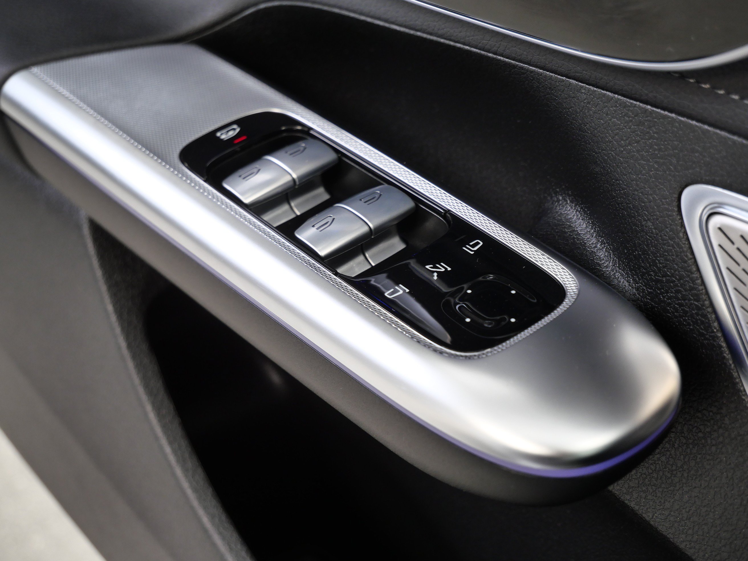 Certified 2023 Mercedes-Benz EQE 350+ 4MATIC Sedan image 34