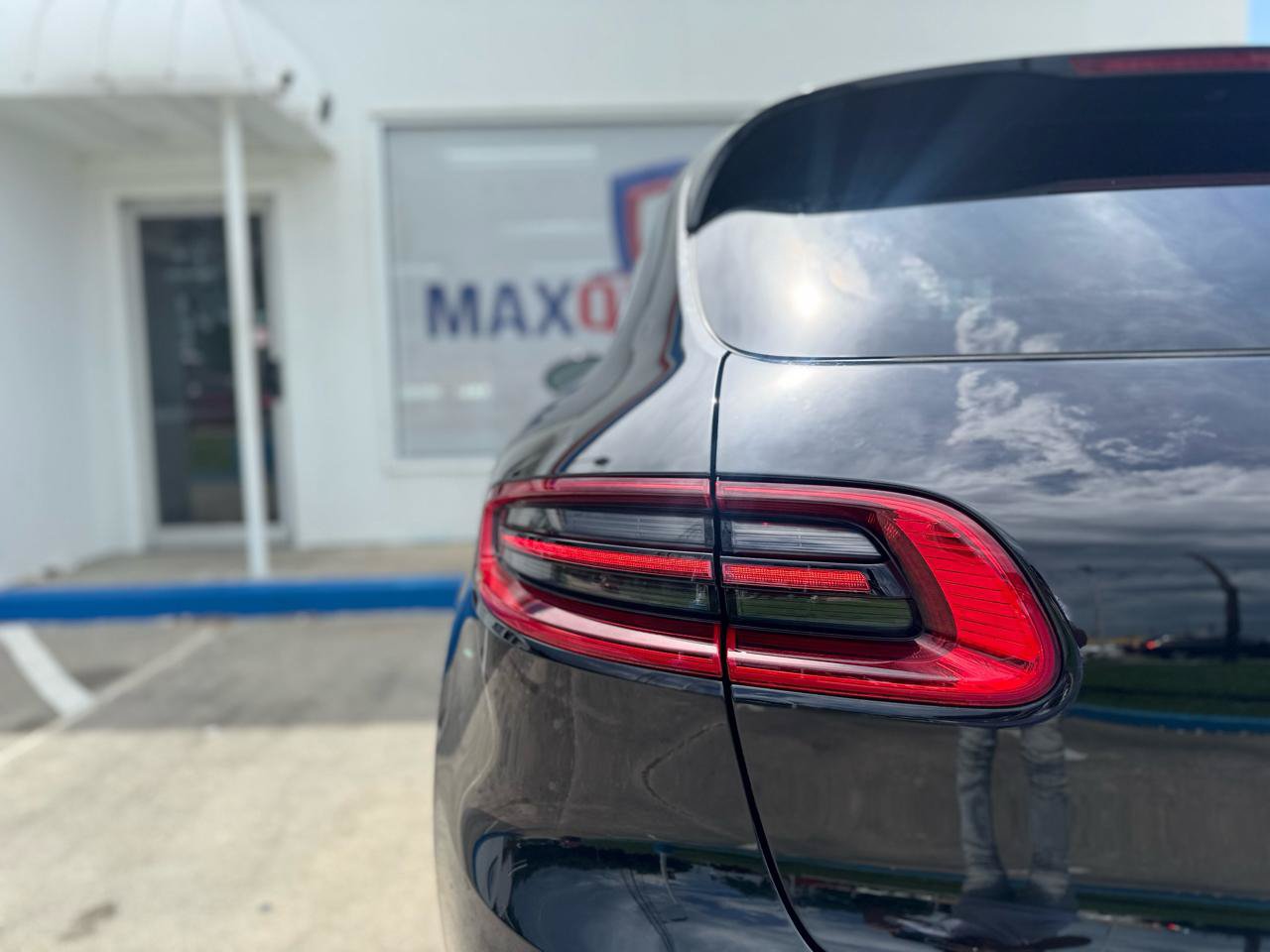 Used 2017 Porsche Macan S AWD/4WD image 32