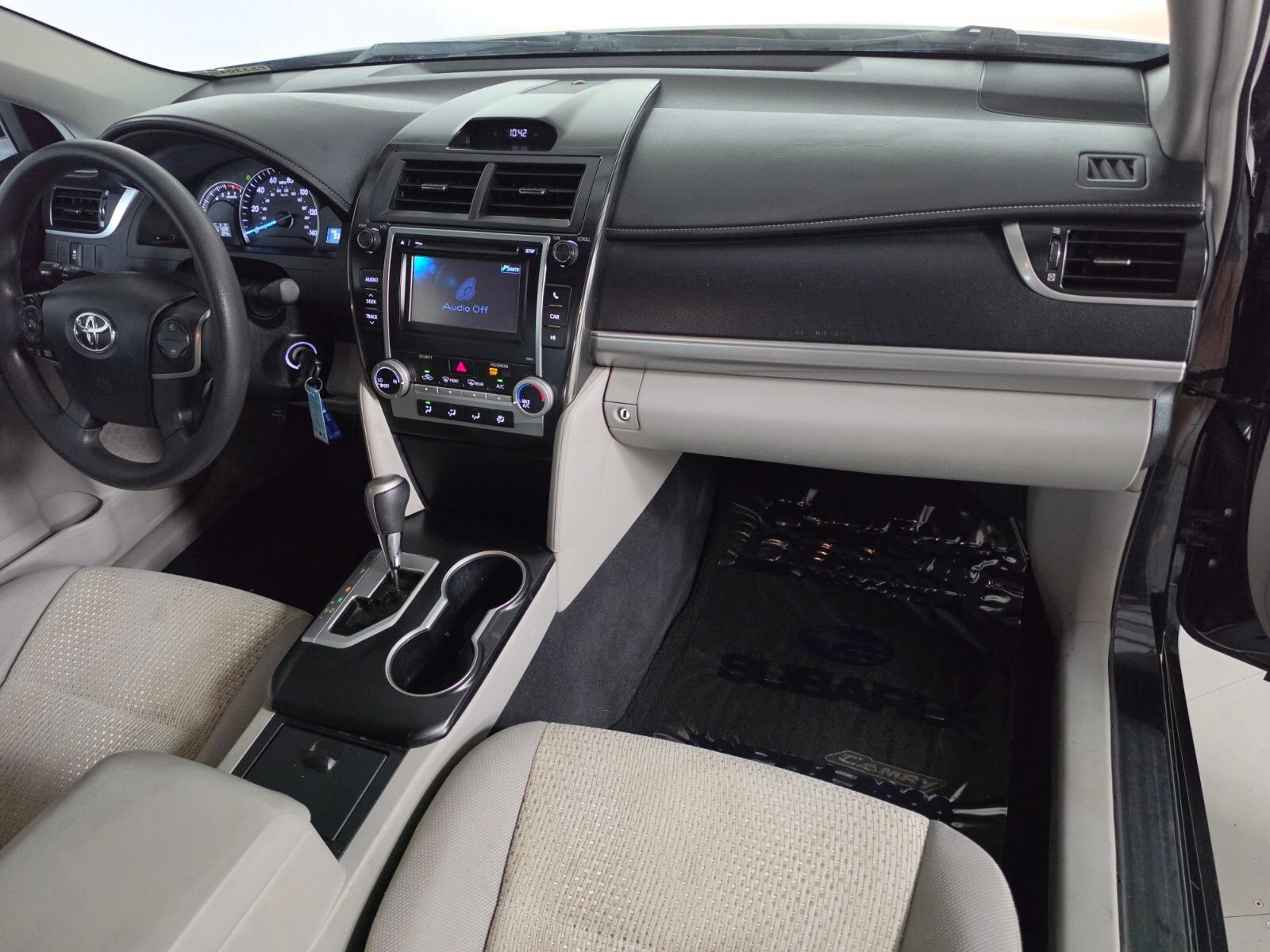 Used 2012 Toyota Camry LE FWD image 21