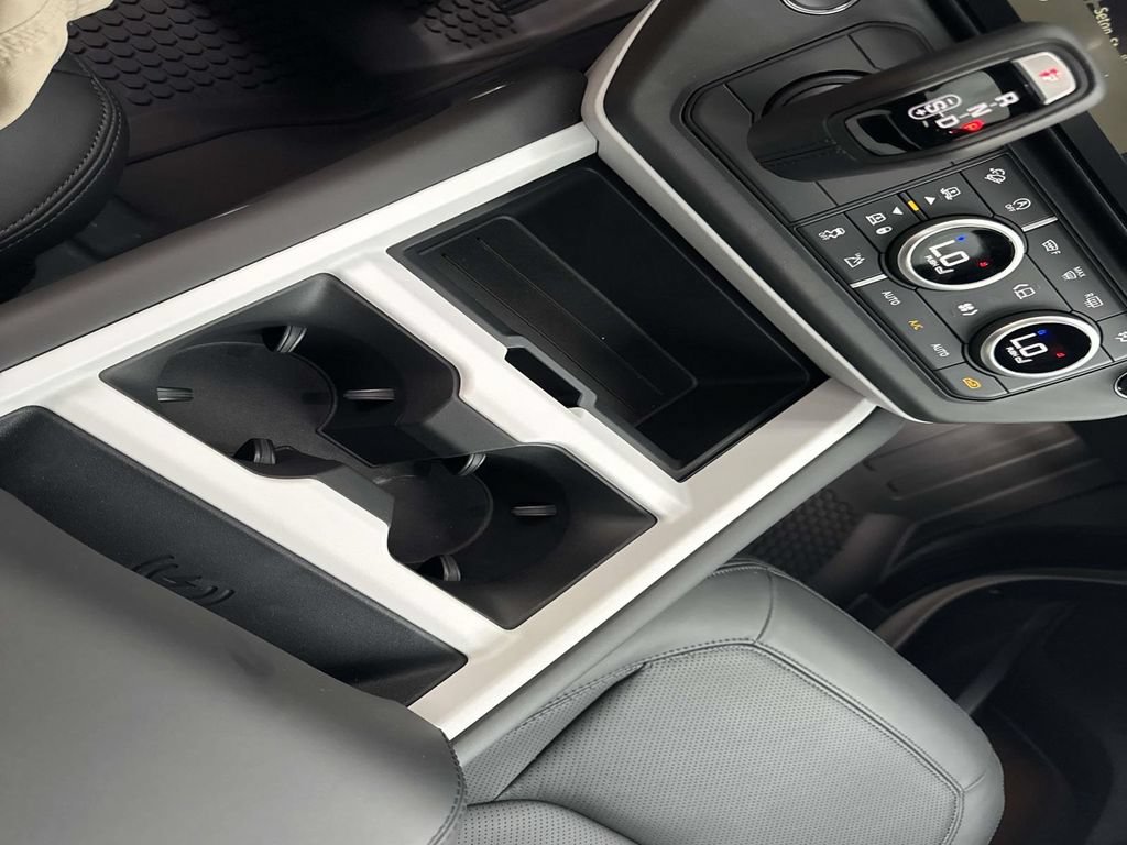 New 2026 Land Rover Defender 110 X-Dynamic SE AWD/4WD image 28