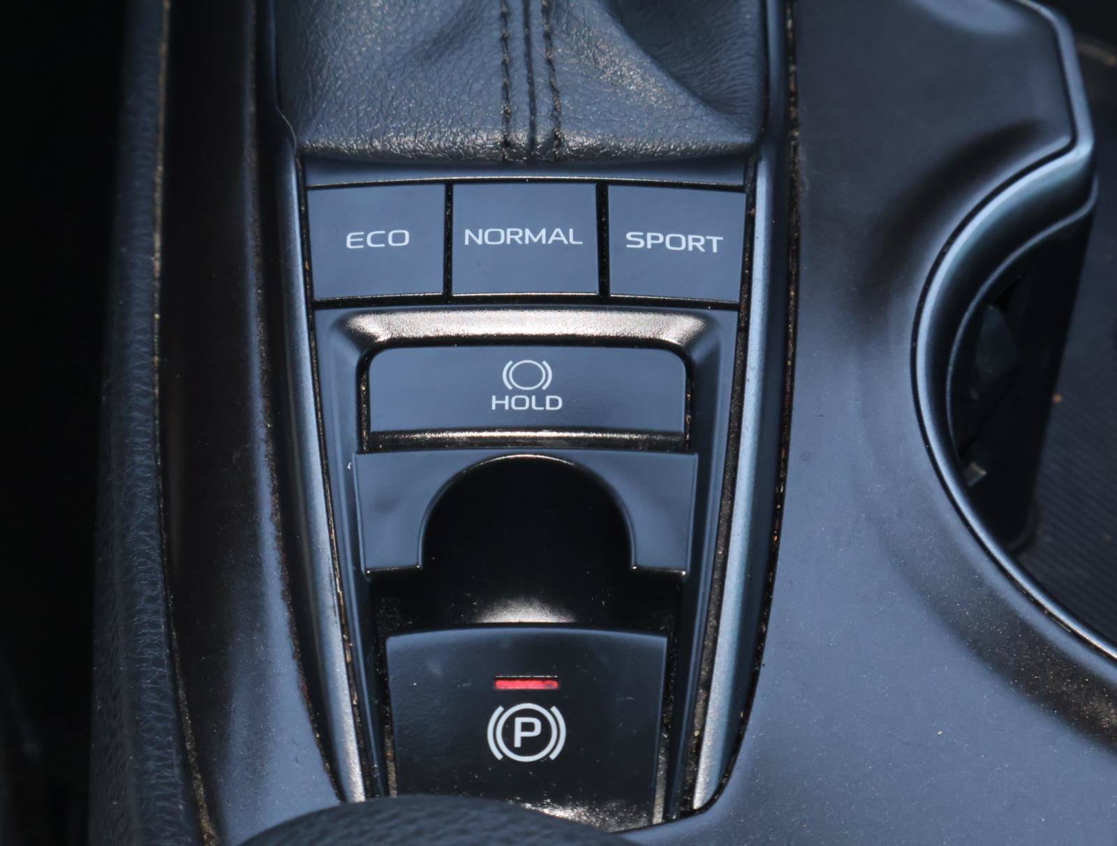 Used 2023 Toyota Camry XSE FWD image 22