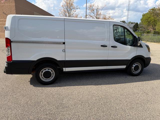 Used 2019 Ford Transit 150 130 Low Roof image 37