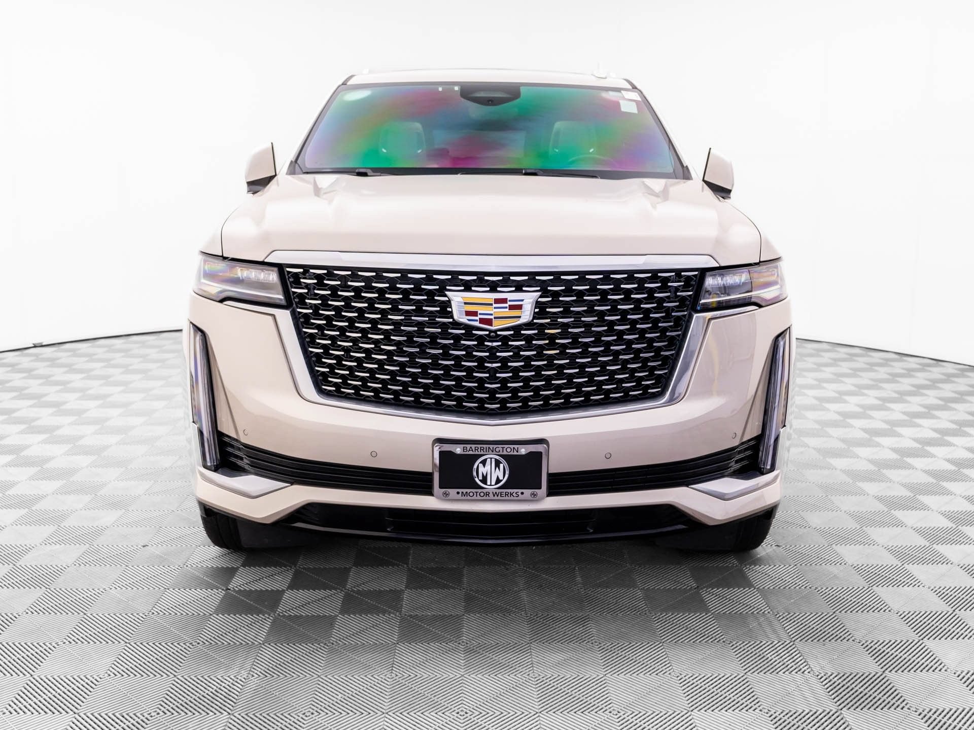 Used 2023 Cadillac Escalade ESV Premium Luxury AWD/4WD image 10