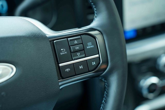 Used 2025 Ford F450 Platinum image 34