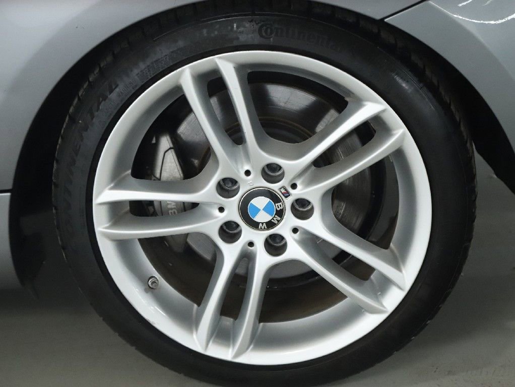Used 2013 BMW 135i Convertible image 40