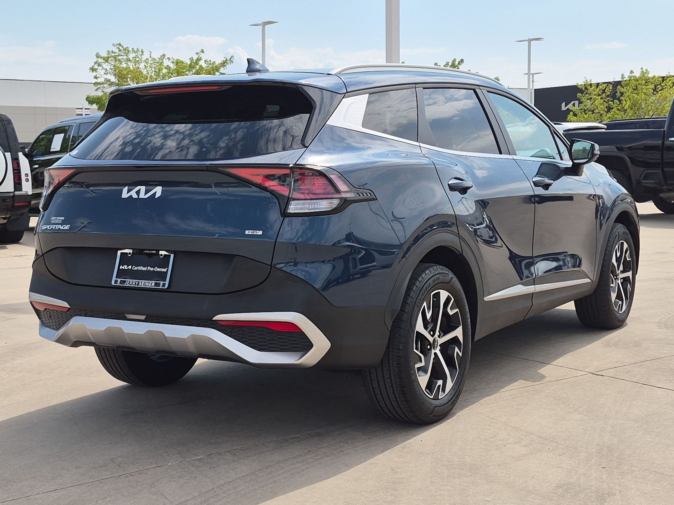 Certified 2024 Kia Sportage EX AWD/4WD image 5