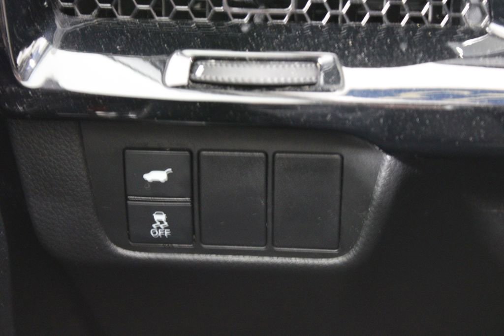 Used 2023 Honda CR-V EX-L image 39