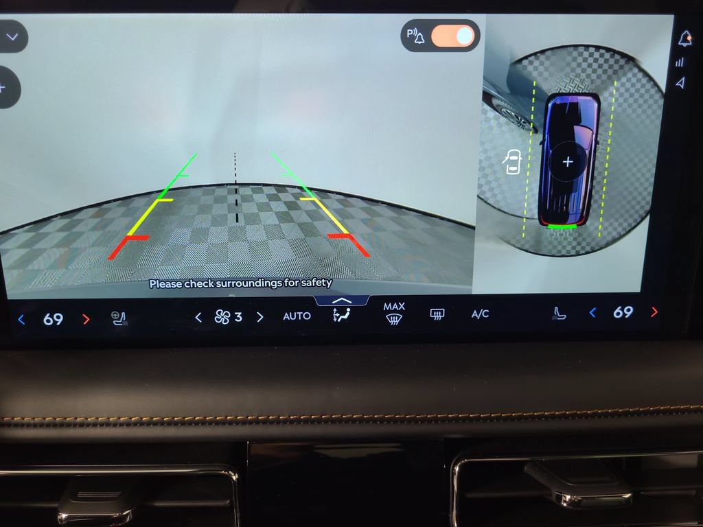 Used 2025 Lincoln Aviator Black Label AWD/4WD image 10