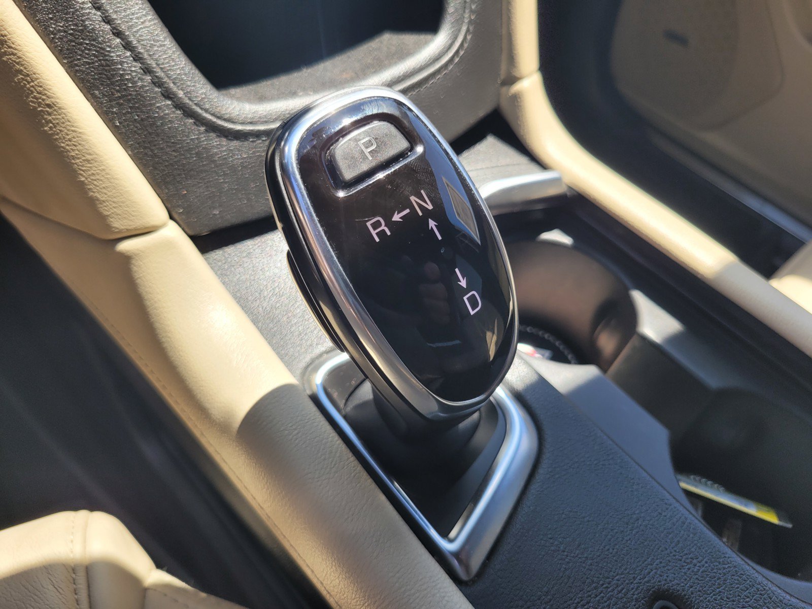 Used 2019 Cadillac XT5 Luxury FWD image 16