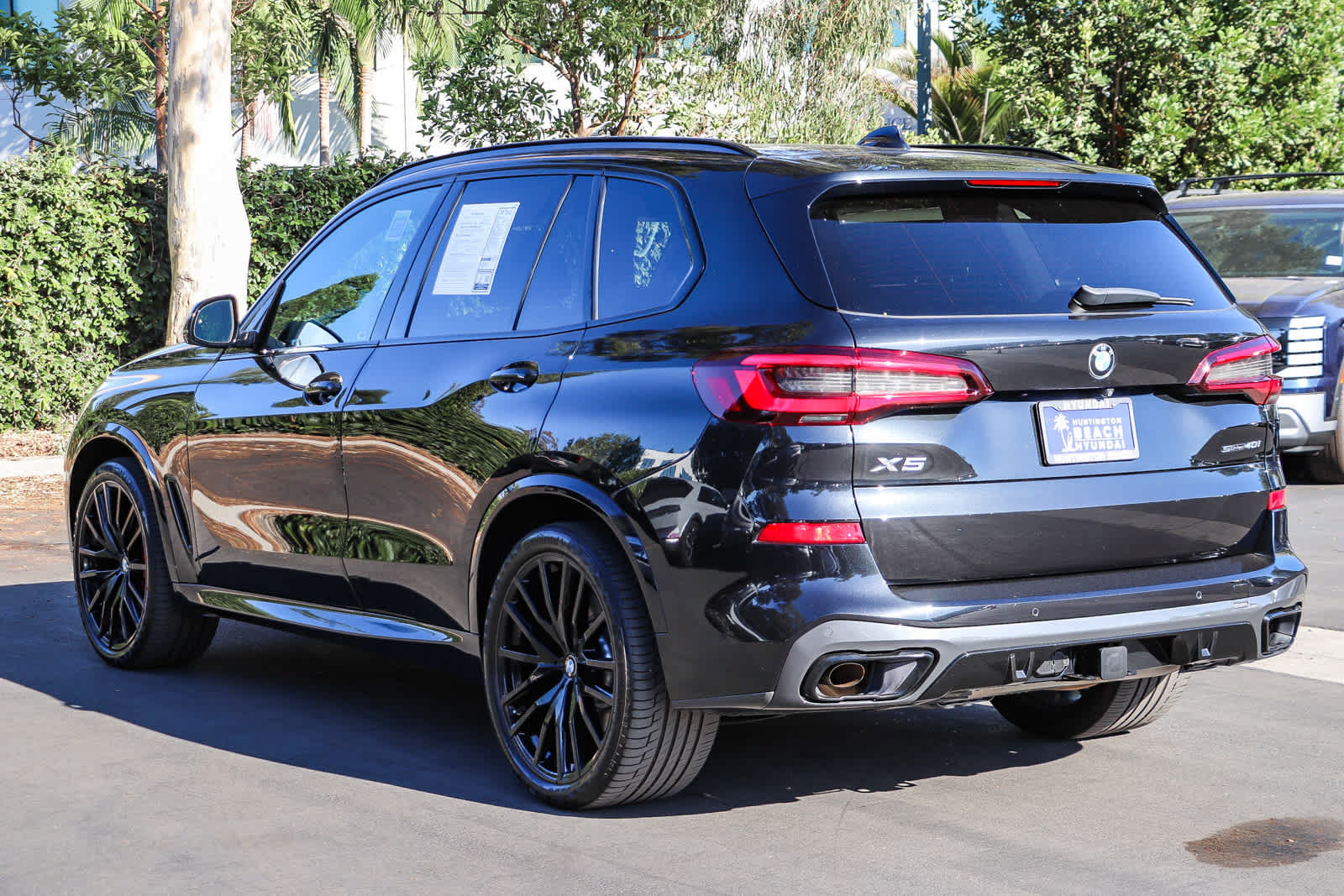 Used 2021 BMW X5 sDrive40i w/ M Sport Package RWD image 8