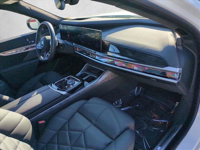 Certified 2025 BMW 740i RWD image 24