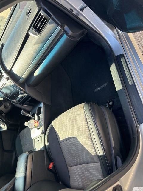 Used 2013 Toyota Camry SE image 29