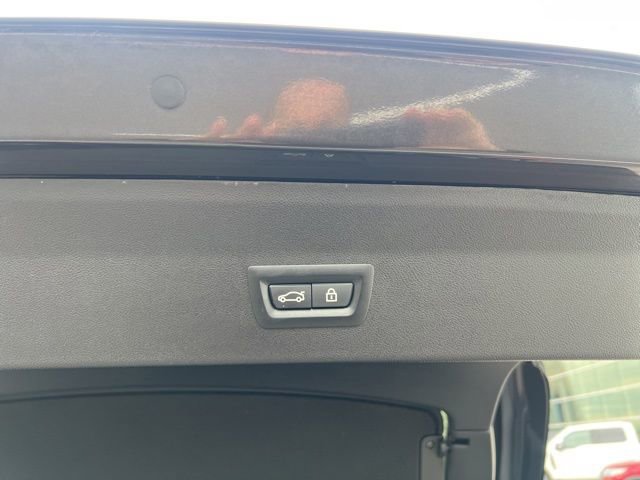 Used 2022 BMW X4 xDrive30i w/ M Sport Package 2 AWD/4WD image 16