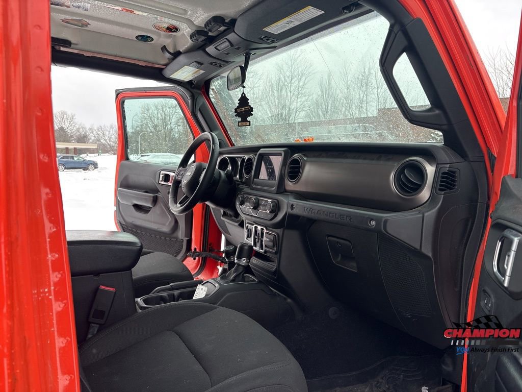 Used 2018 Jeep Wrangler Unlimited Sport S image 34