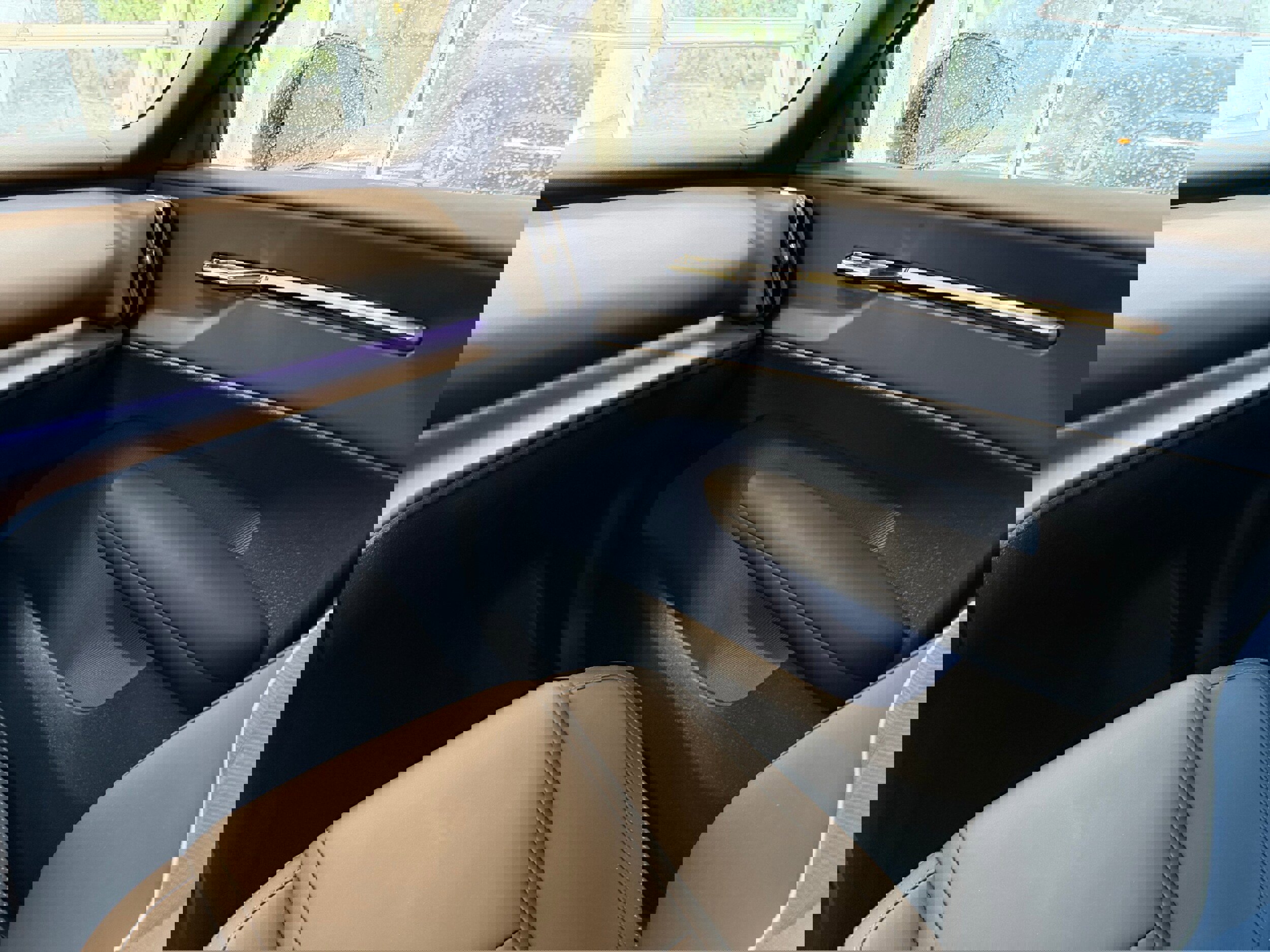 Certified 2025 Volvo EX30 Ultra image 24