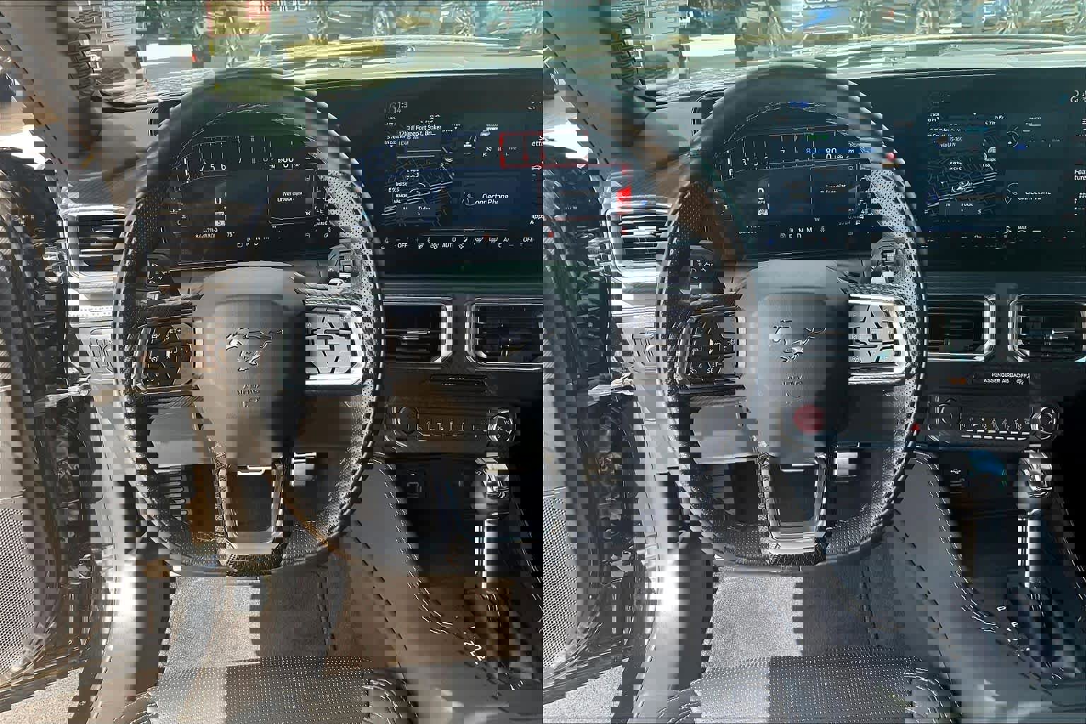 Used 2025 Ford Mustang GT Premium image 6