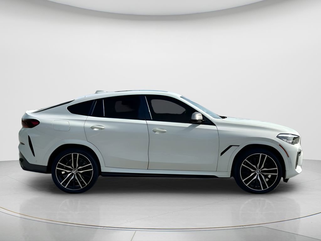 Used 2023 BMW X6 M50i w/ Parking Assistance Package image 4