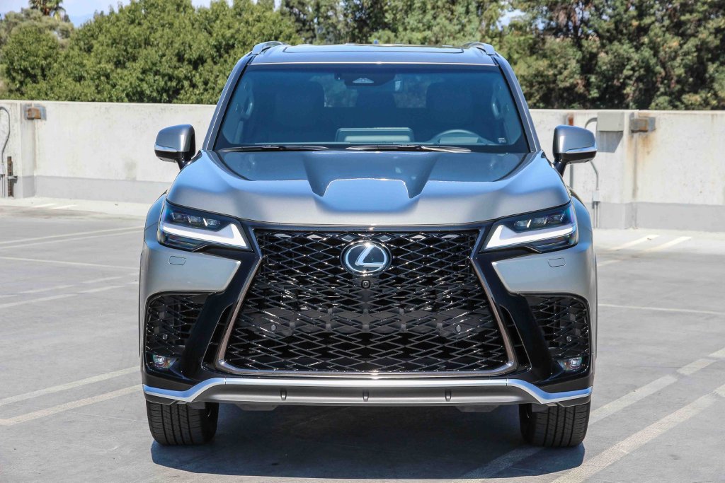 New 2026 Lexus LX 600 F Sport AWD/4WD image 2