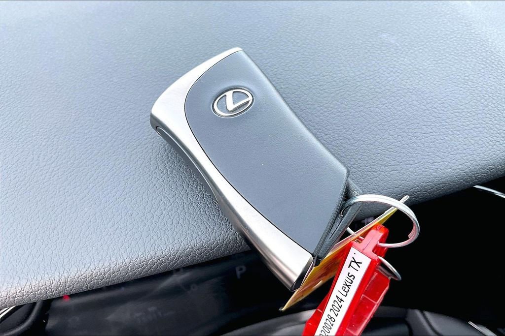 Used 2024 Lexus TX 350 AWD image 13