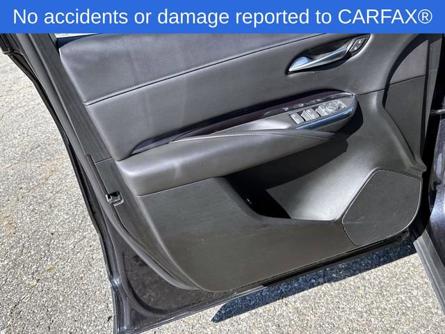 Certified 2023 Cadillac XT4 Luxury w/ Cold Weather Package image 16