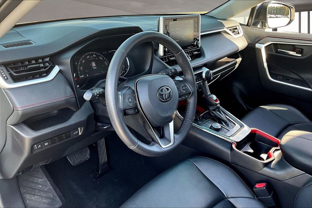 Used 2021 Toyota RAV4 TRD Off-Road image 17