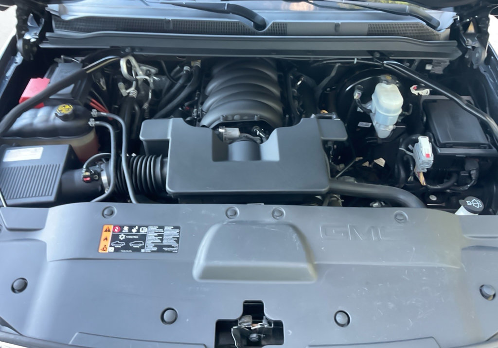 Used 2019 GMC Yukon Denali w/ Denali Ultimate Package AWD/4WD image 28