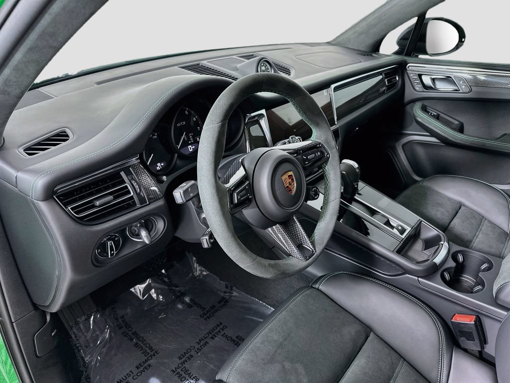 New 2026 Porsche Macan GTS AWD/4WD image 4