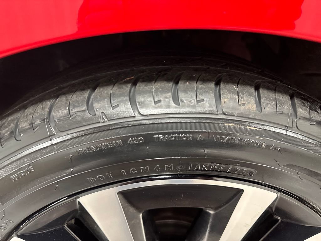 Certified 2023 Honda Civic EX image 25