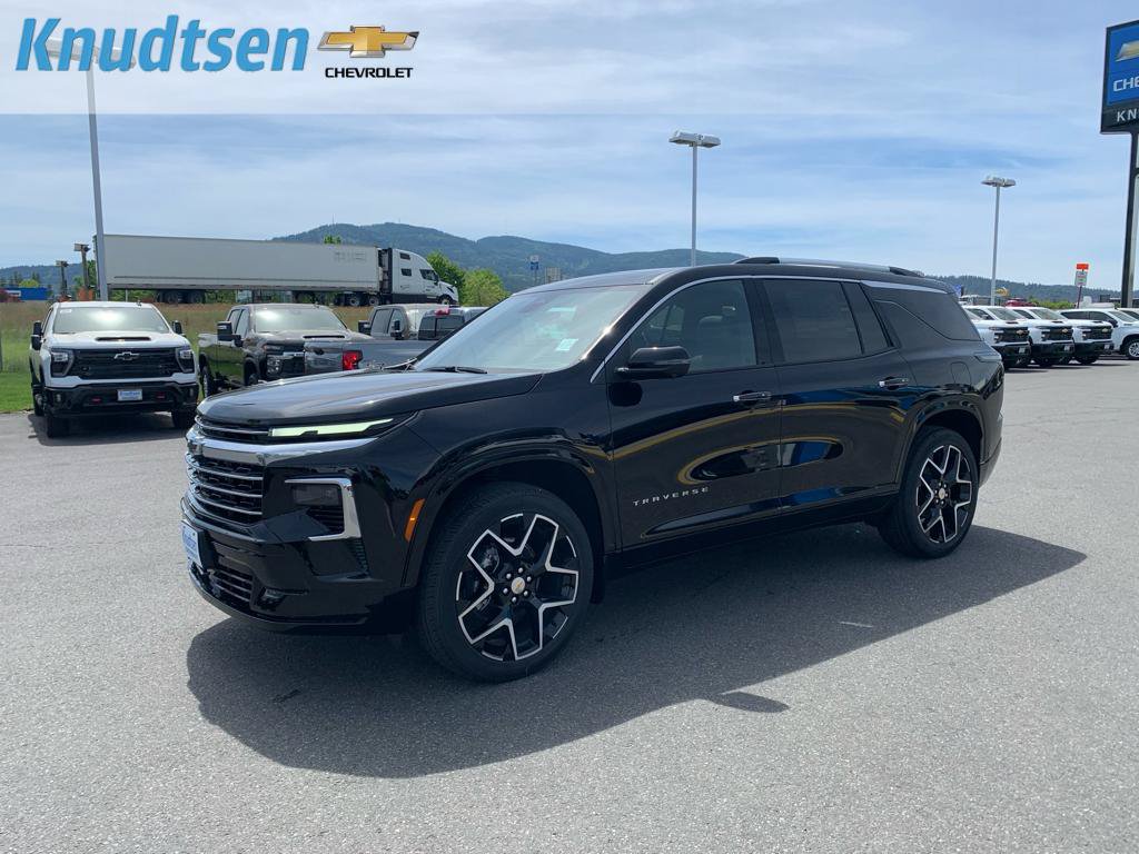 New 2026 Chevrolet Traverse High Country w/ LPO, Floor Liner Package AWD/4WD image 3