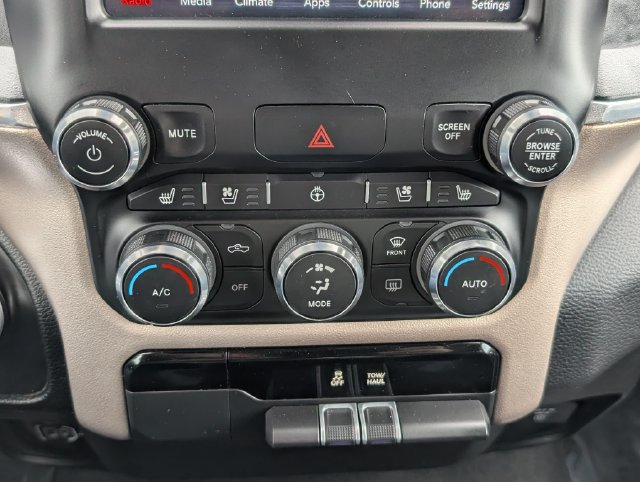 Used 2021 RAM 1500 Laramie AWD/4WD image 26