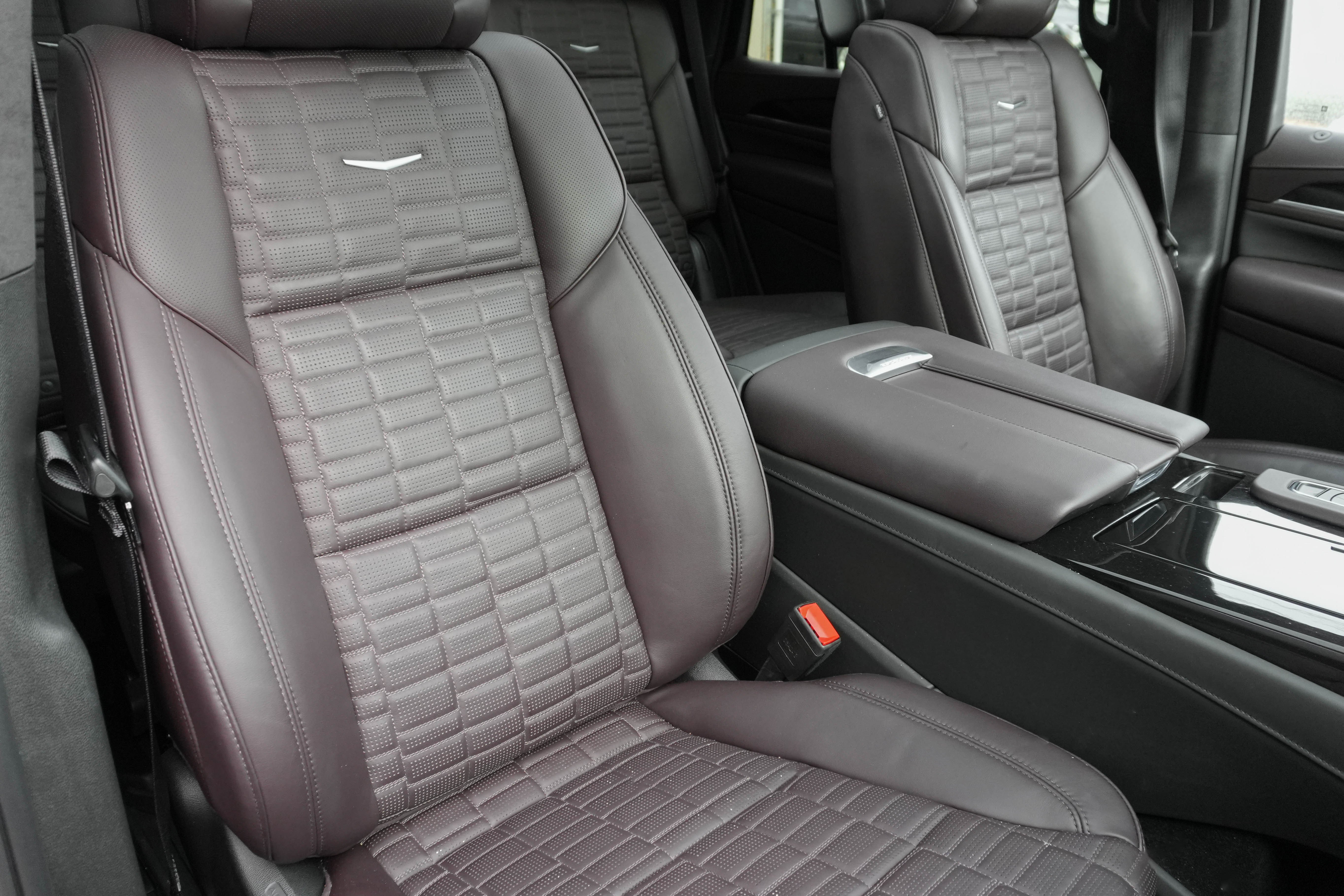 Used 2024 Cadillac Escalade Sport Platinum image 11