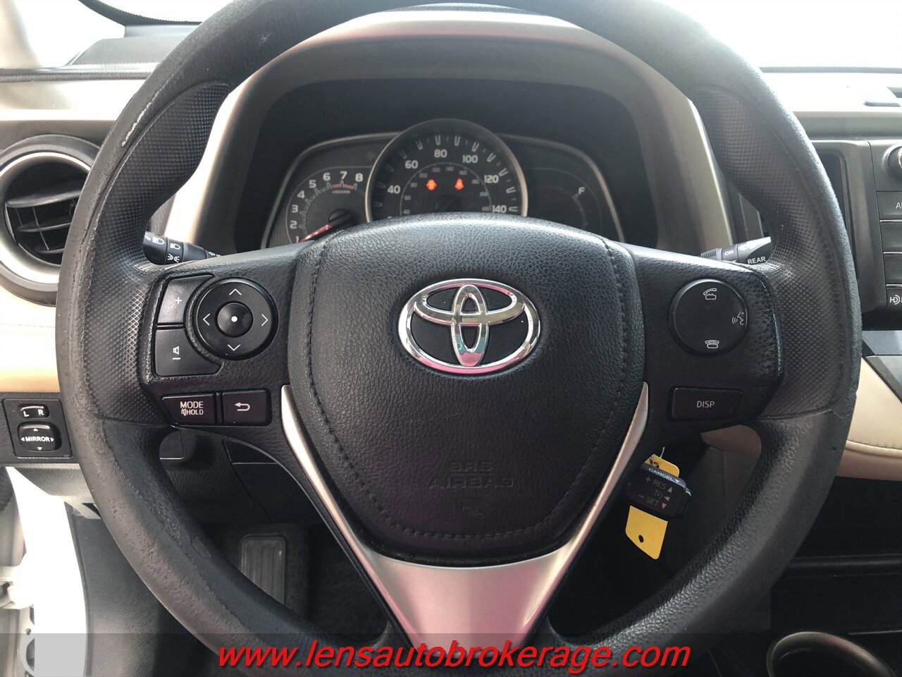 Used 2015 Toyota RAV4 XLE FWD image 13