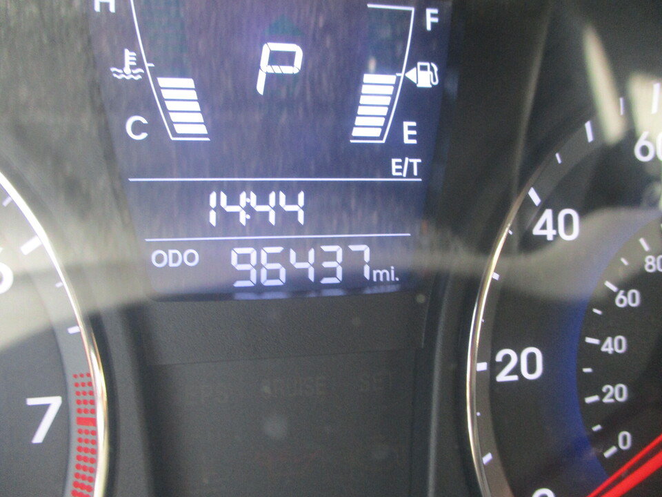 Used 2012 Hyundai Accent GLS w/ Premium Pkg 3 FWD image 27