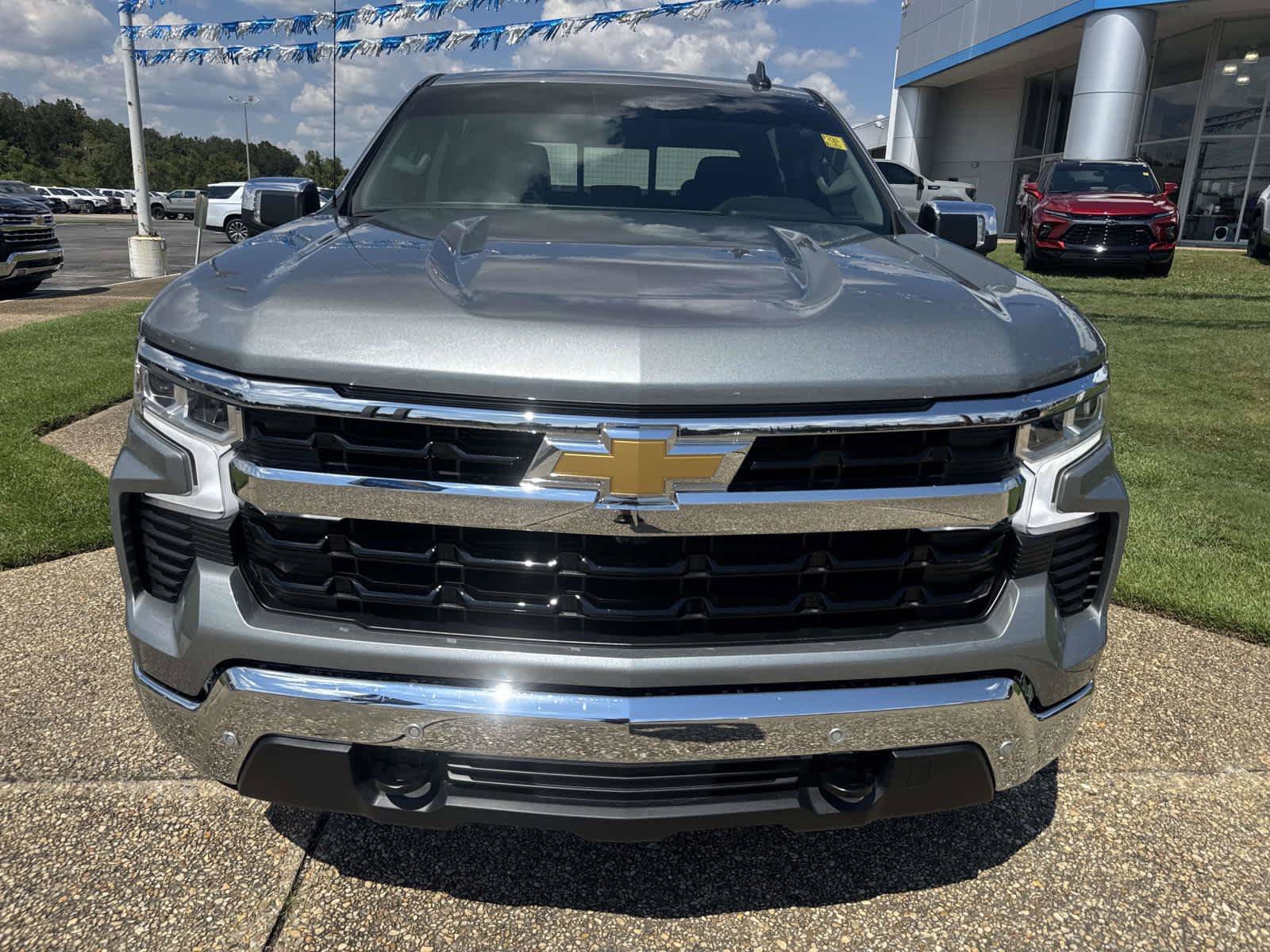 New 2026 Chevrolet Silverado 1500 LT w/ Safety Package RWD image 2