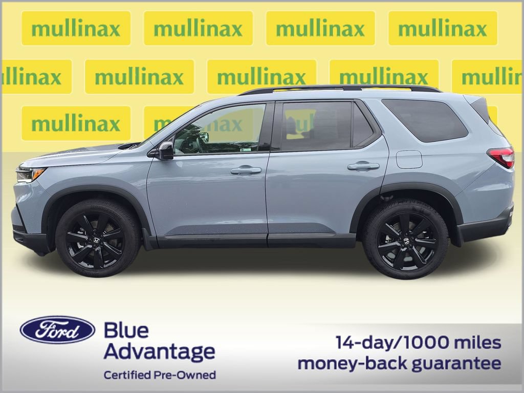 Used 2025 Honda Pilot Black Edition image 12