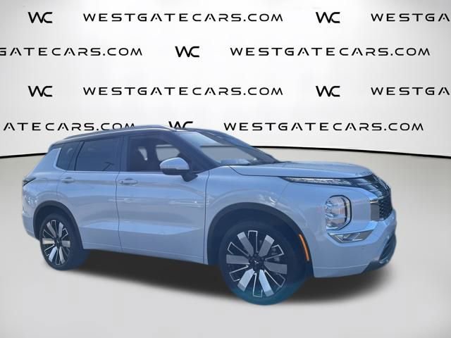 New 2025 Mitsubishi Outlander SEL image 27