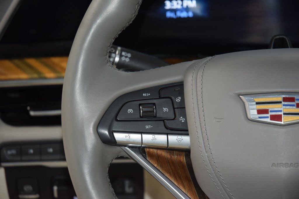 Used 2023 Cadillac Escalade ESV Premium Luxury Platinum w/ Heavy-Duty Trailer Package image 38