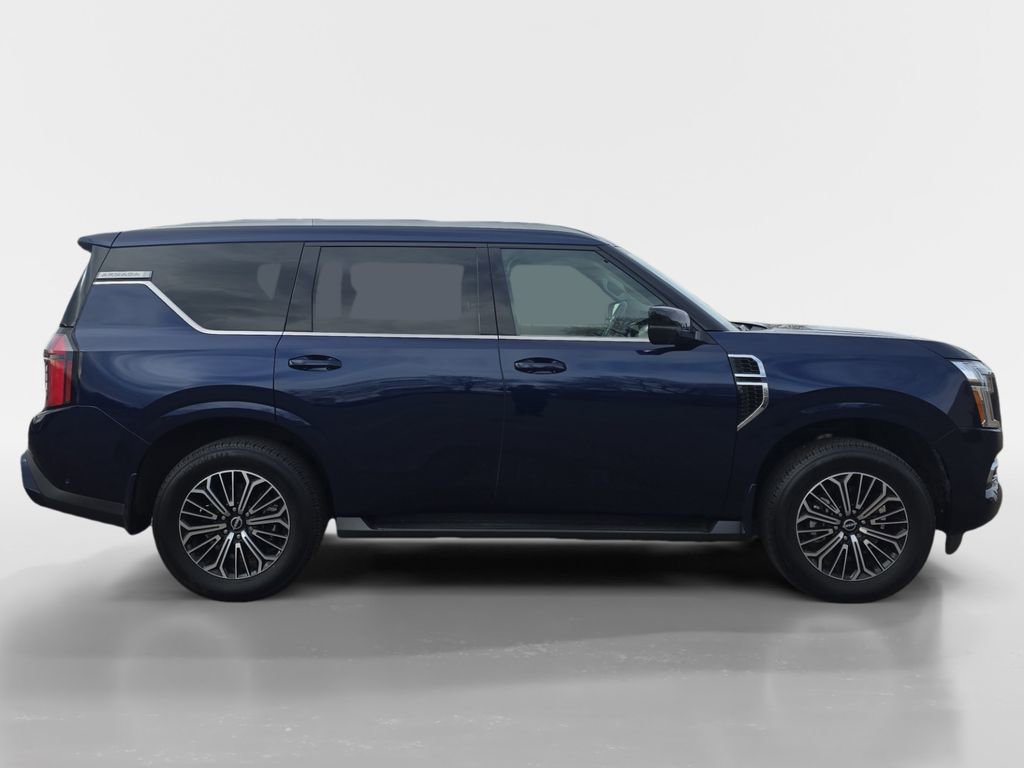 Used 2025 Nissan Armada Platinum image 7
