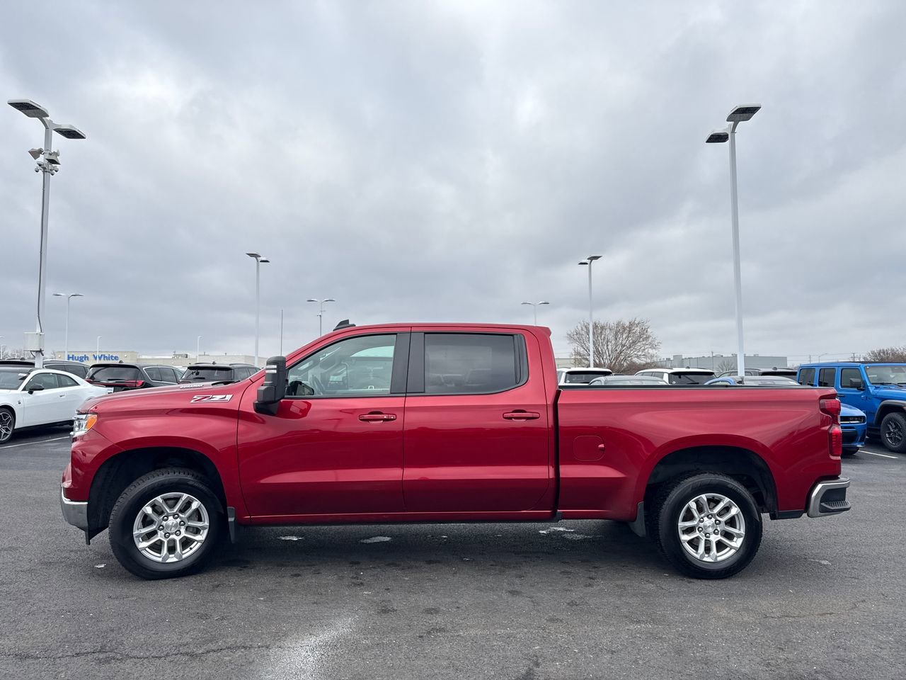 Used 2024 Chevrolet Silverado 1500 LT image 6