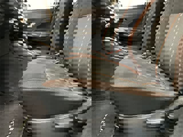 Used 2020 Nissan Versa SR image 26