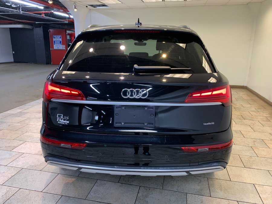 Used 2023 Audi Q5 2.0T Premium w/ Convenience Package AWD/4WD image 7