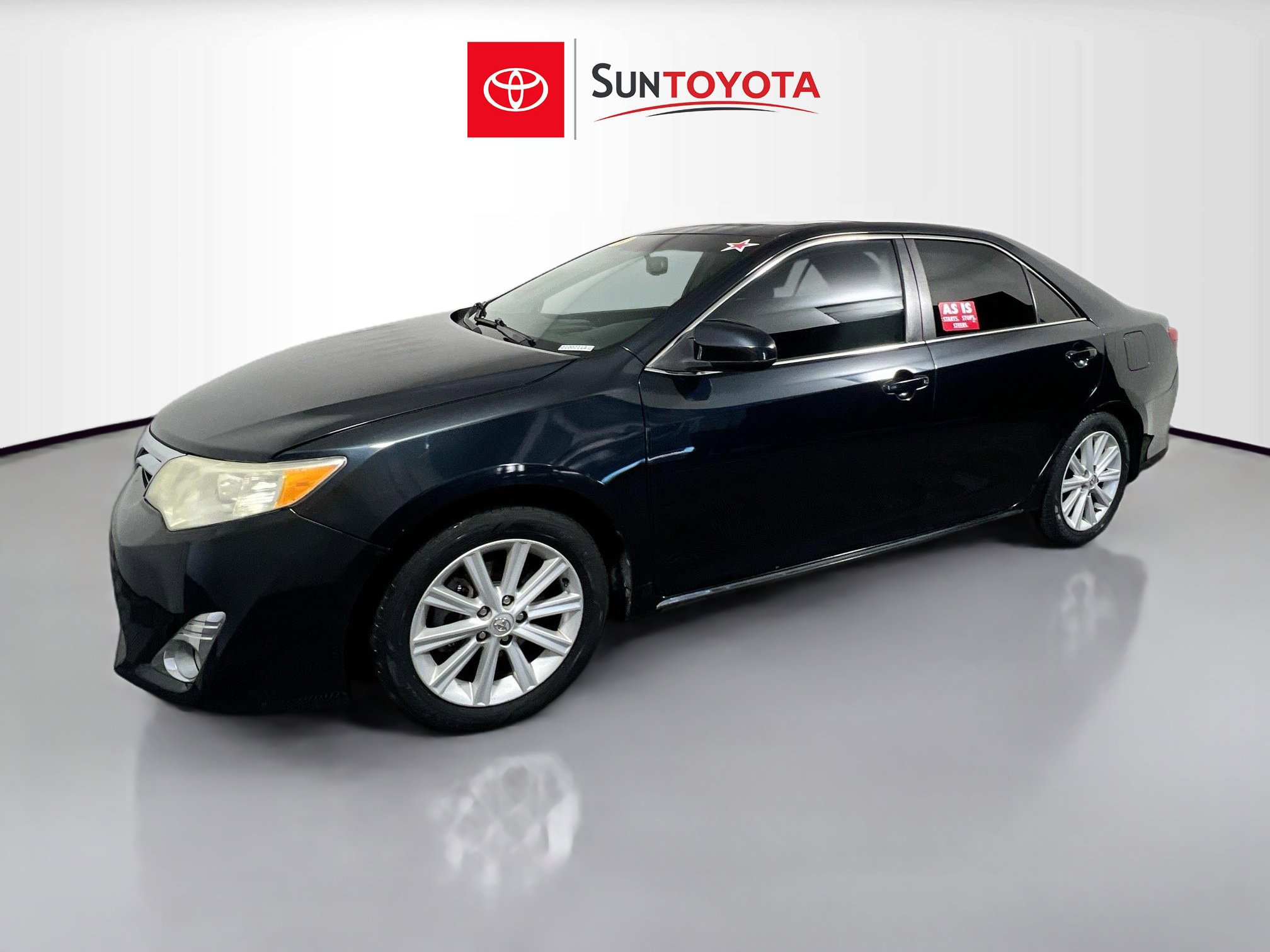 Used 2014 Toyota Camry XLE w/ Leather Package image 9