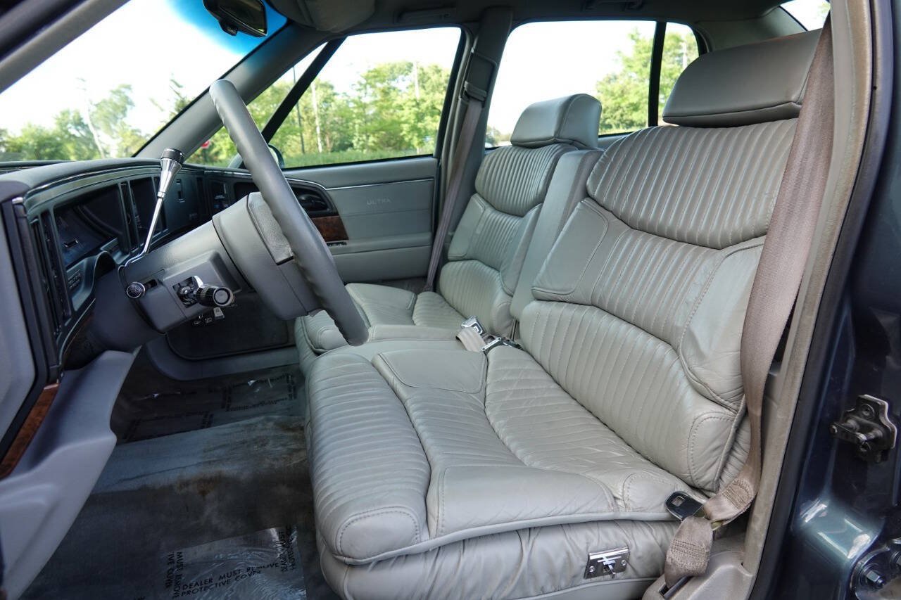 Used 1993 Buick Park Avenue Ultra FWD image 70