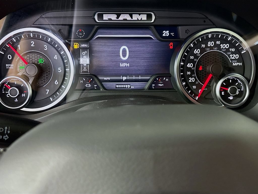 New 2026 RAM 1500 Big Horn AWD/4WD image 13