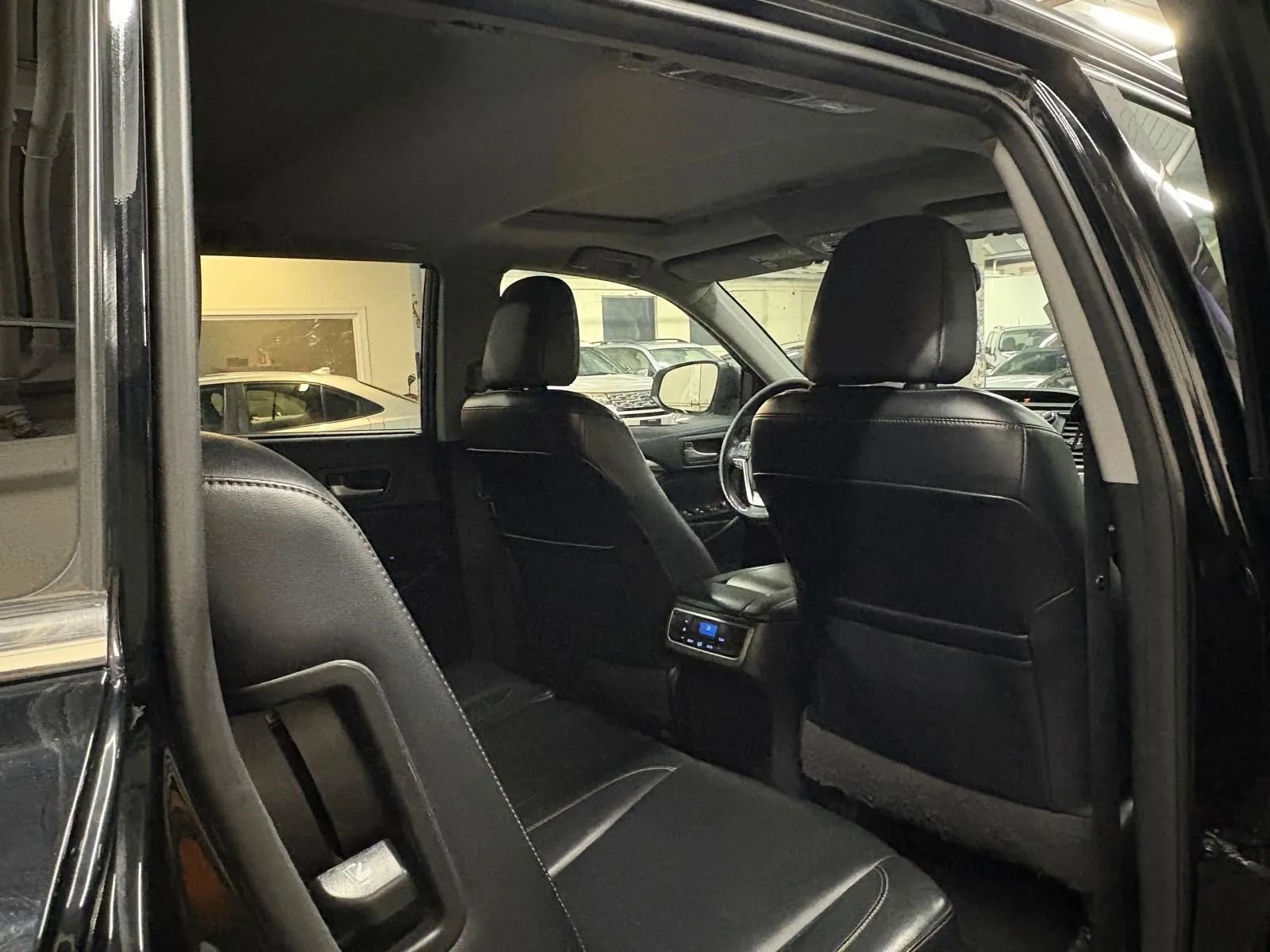 Used 2015 Toyota Highlander XLE image 23